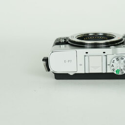 OLYMPUS PEN E-P7 OLYMPUS PEN E-P7