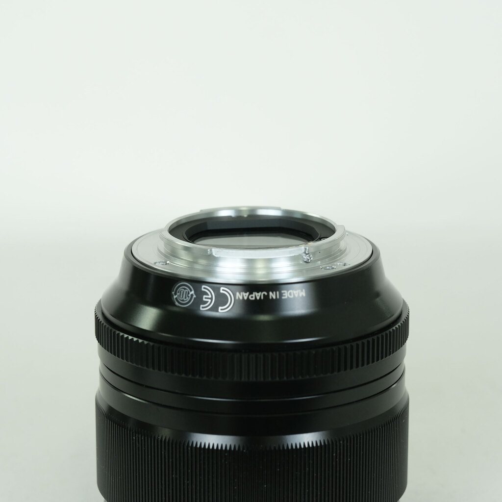 FUJIFILM XF56mmF1.2 R