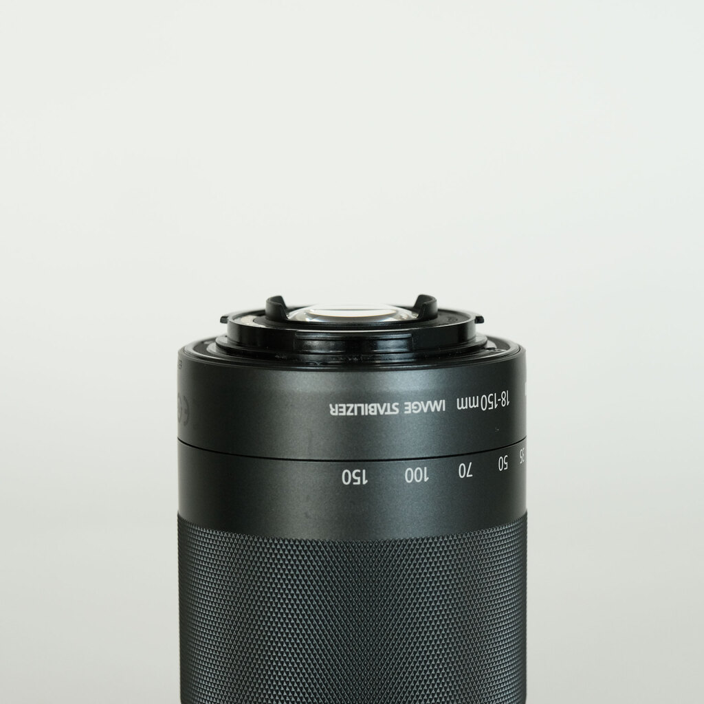 Canon EF-M18-150mm F3.5-6.3 IS STM