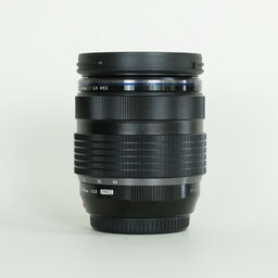 OLYMPUS M.ZUIKO DIGITAL ED 12-40mm F2.8 PRO OLYMPUS M.ZUIKO DIGITAL ED 12-40mm F2.8 PRO