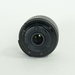 Nikon AF-S DX NIKKOR 18-55mm f3.5-5.6G VR II