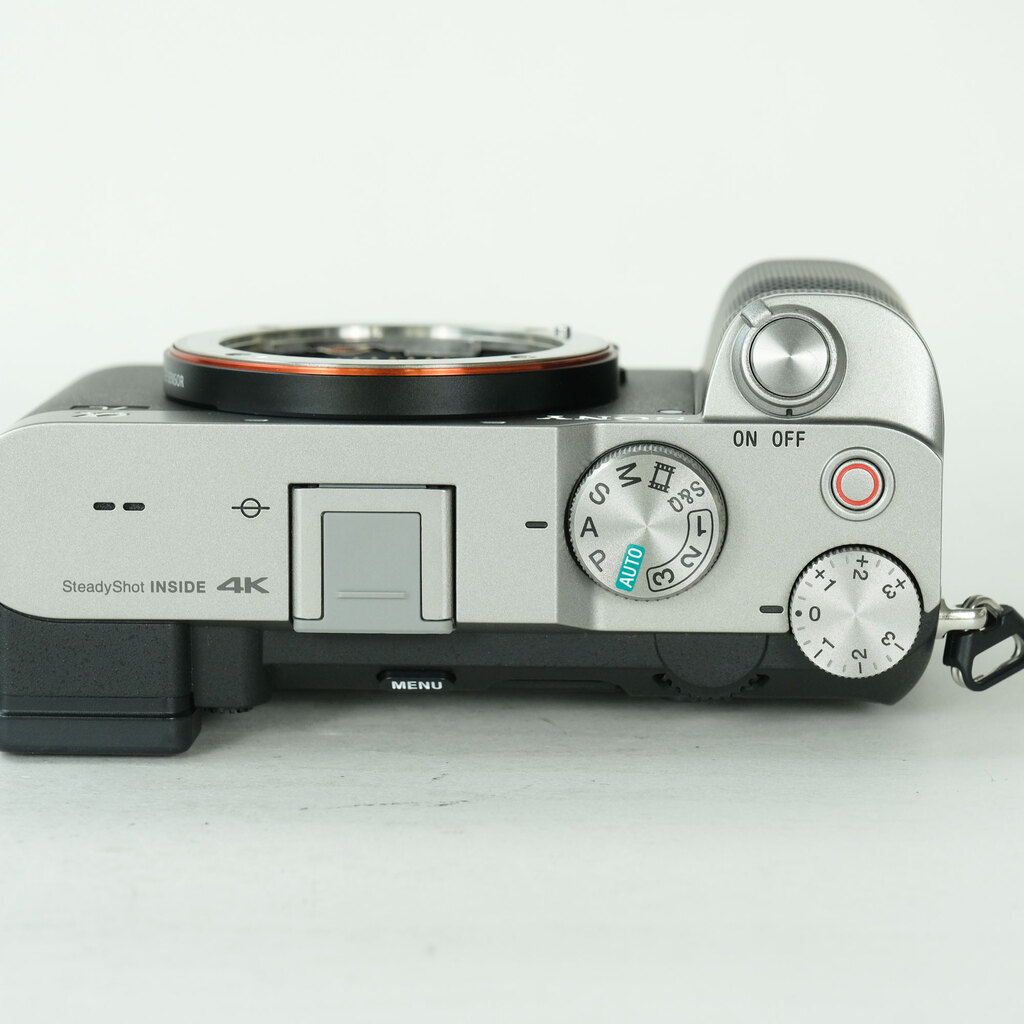 SONY α7C（ILCE-7C）の出品 | ONE SCENE（ワンシーン）
