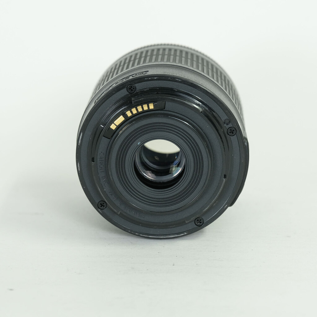 Canon EF-S18-55mm F3.5-5.6 IS STM