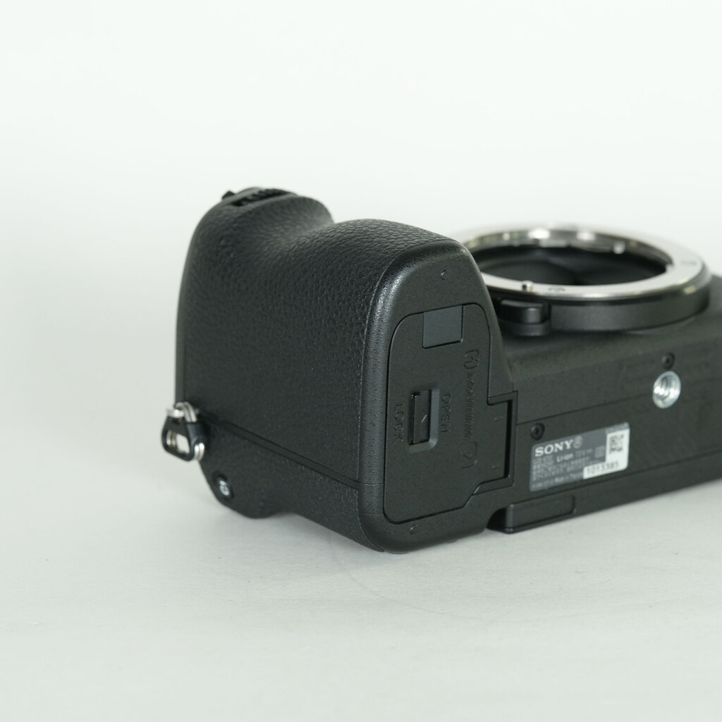 SONY α6700（ILCE-6700）