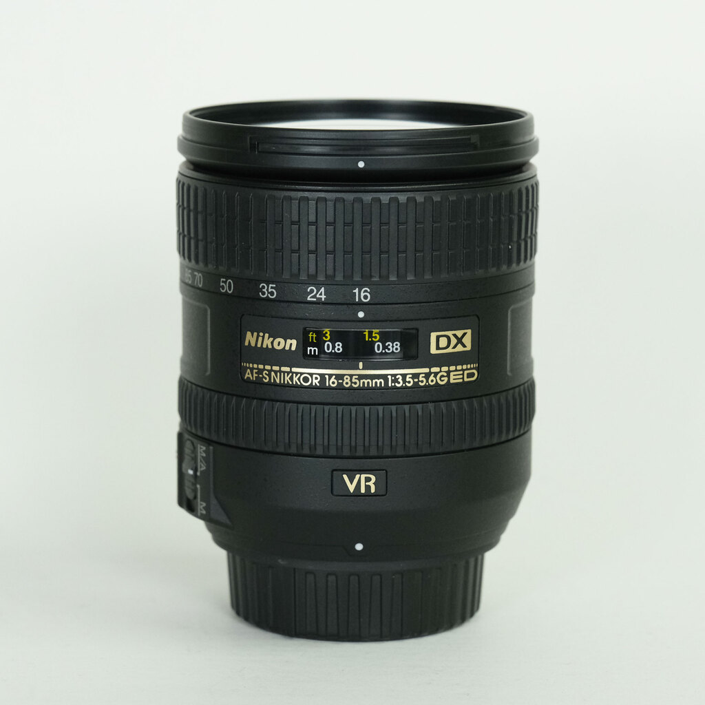 Nikon AF-S DX NIKKOR 16-85mm F3.5-5.6G ED VR