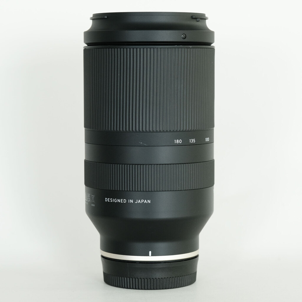 TAMRON 70-180mm F/2.8 Di III VXD (Model A056) [ ソニーE用 ]