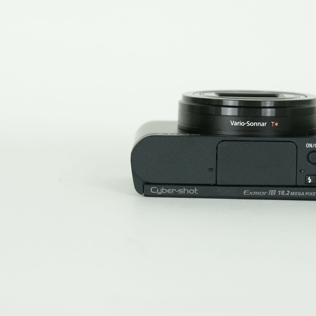 SONY Cyber-shot DSC-WX800