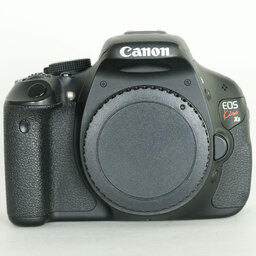 Canon EOS Kiss X5 ボディ
