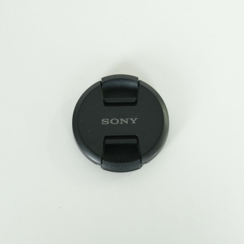 SONY Vario-Tessar T* E 16-70mm F4 ZA OSS SEL1670Z SONY Vario-Tessar T* E 16-70mm F4 ZA OSS SEL1670Z