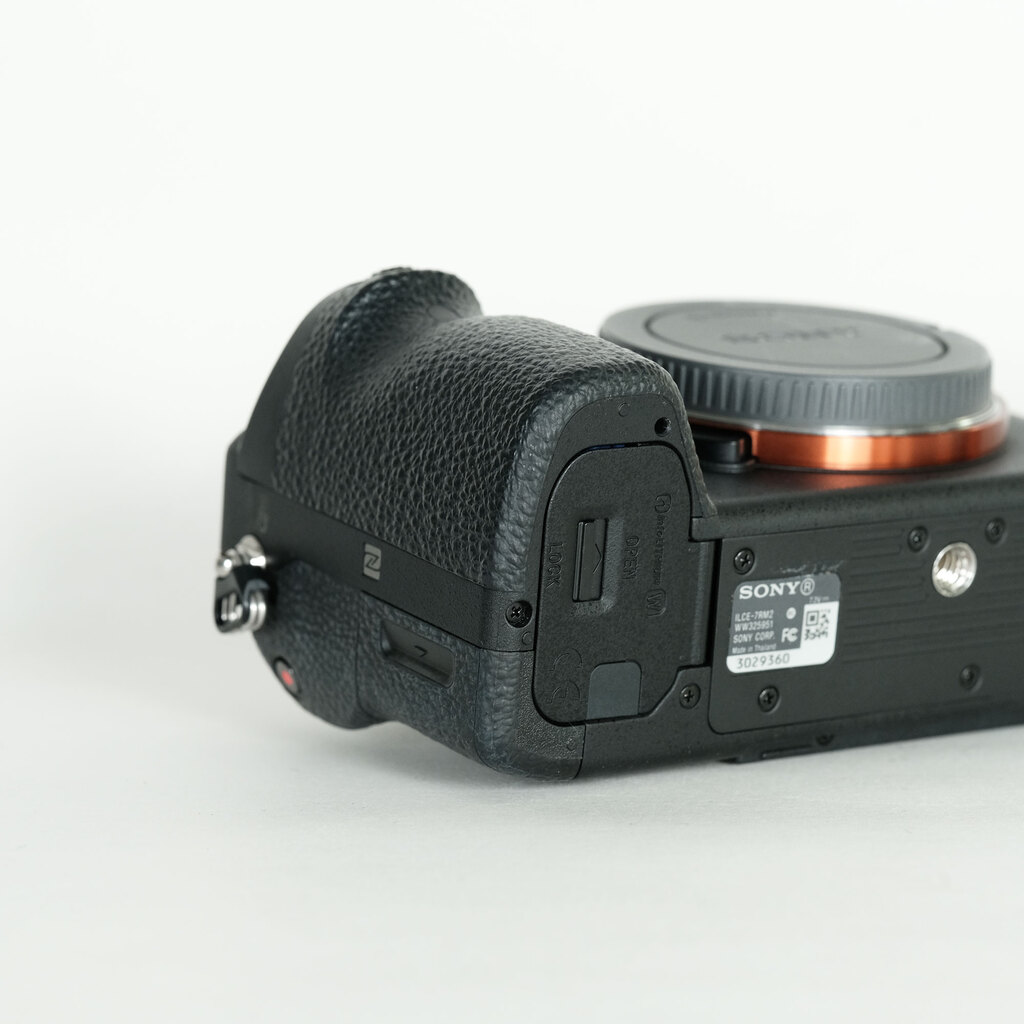 SONY α7R II(ILCE-7RM2) SONY α7R II(ILCE-7RM2)