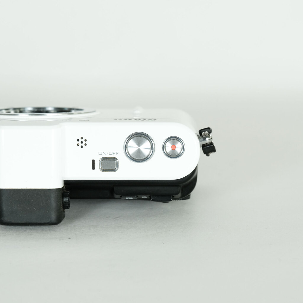 Nikon Nikon1 V1 ダブルズームキット ホワイト