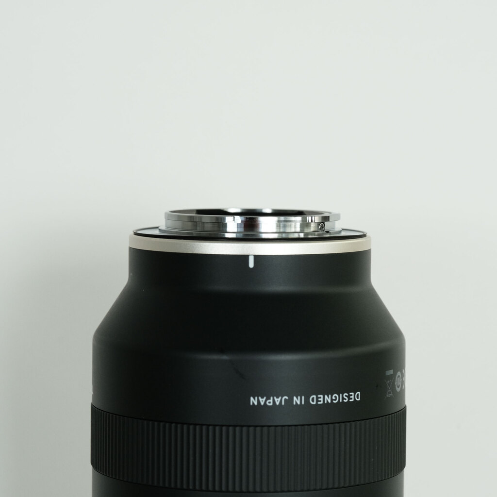 TAMRON 70-180mm F/2.8 Di III VXD (Model A056) [ ソニーE用 ]