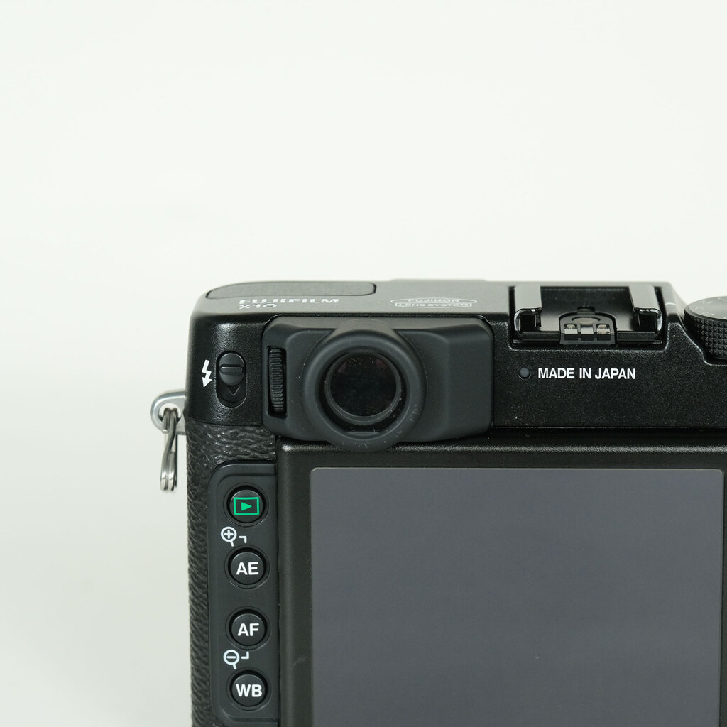 FUJIFILM X10 ブラックの出品 | ONE SCENE（ワンシーン）