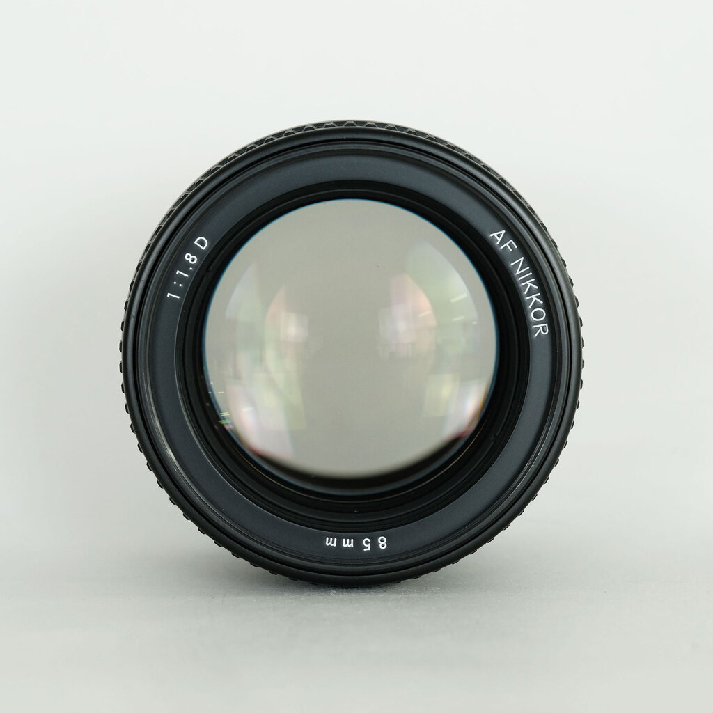 Nikon Ai AF Nikkor 85mm f/1.8D