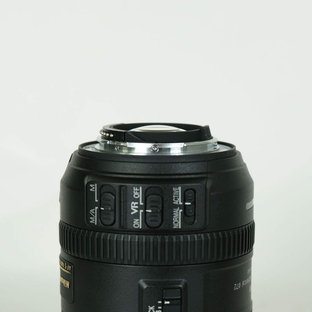 Nikon AF-S DX NIKKOR 18-200mm F3.5-5.6G ED VR II