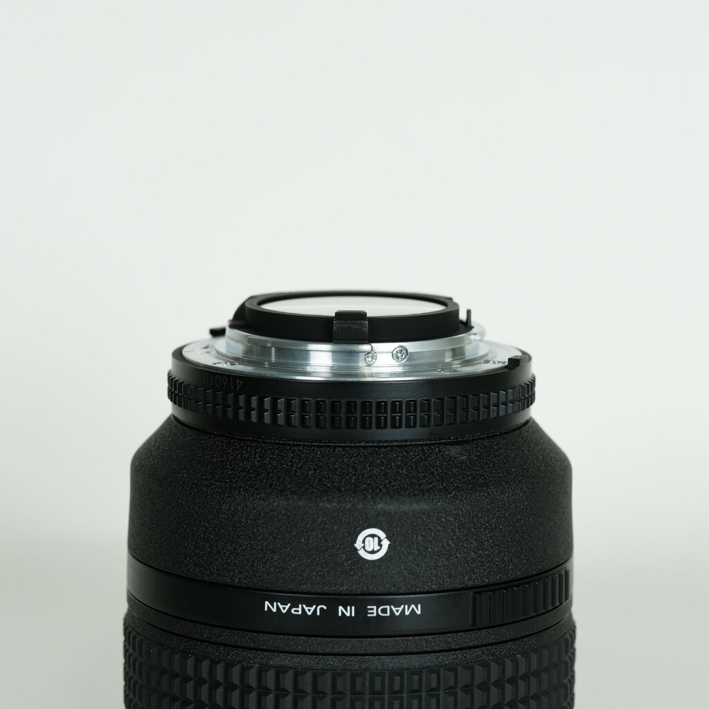 Nikon Ai AF Nikkor 85mm F1.4D IFの出品 | ONE SCENE（ワンシーン）