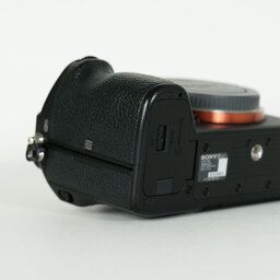 SONY α7 III（ILCE-7M3）