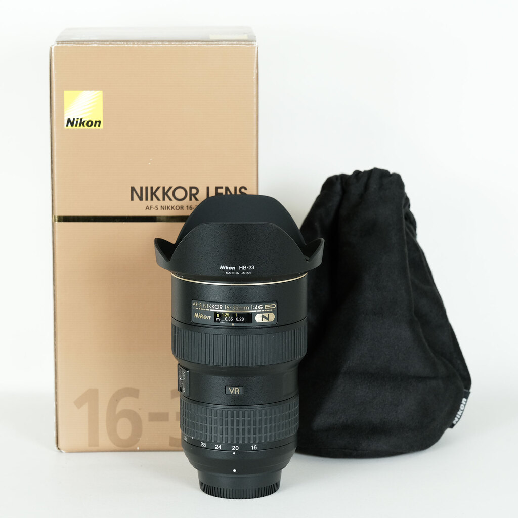 Nikon AF-S NIKKOR 16-35mm F4 G ED VR