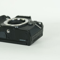OLYMPUS OM-D E-M5 Mark III