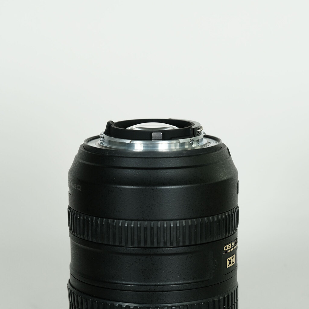 Nikon AF-S DX VR Zoom-Nikkor 18-200mm F3.5-5.6G IF-ED
