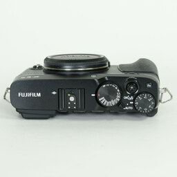 FUJIFILM X-E3