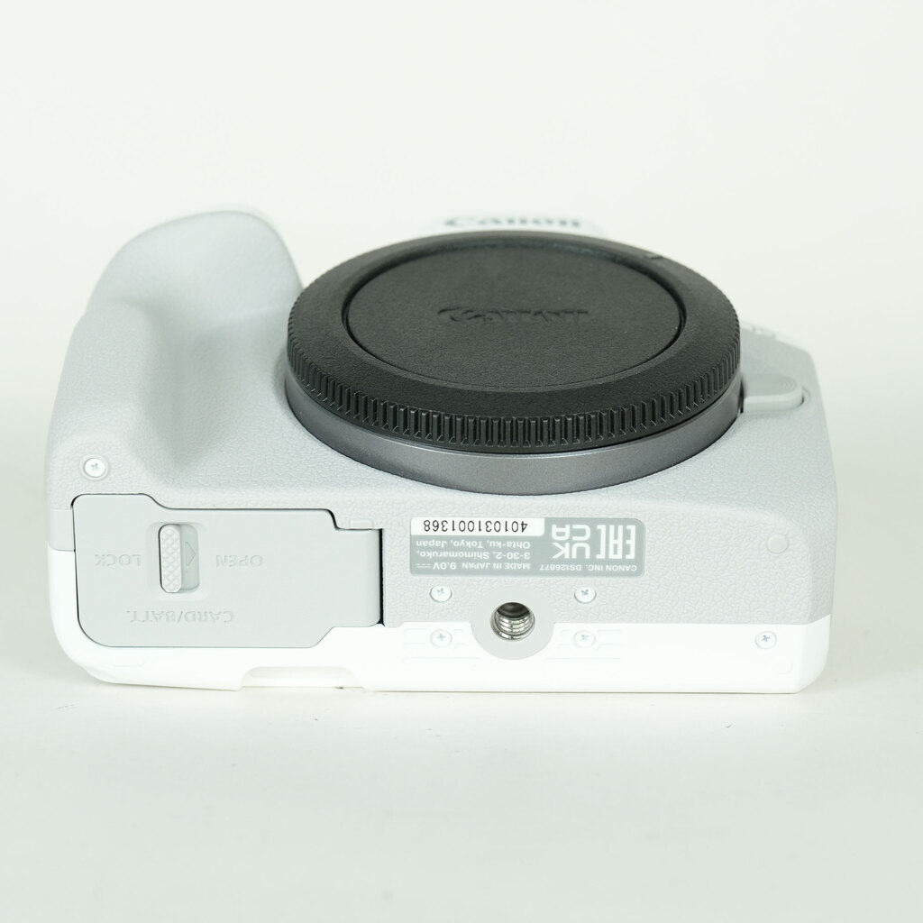 Canon EOS R50の出品 | ONE SCENE（ワンシーン）