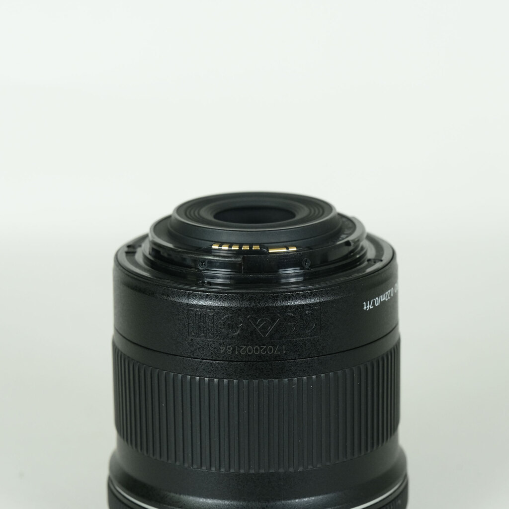 Canon EF-S10-18mm F4.5-5.6 IS STM