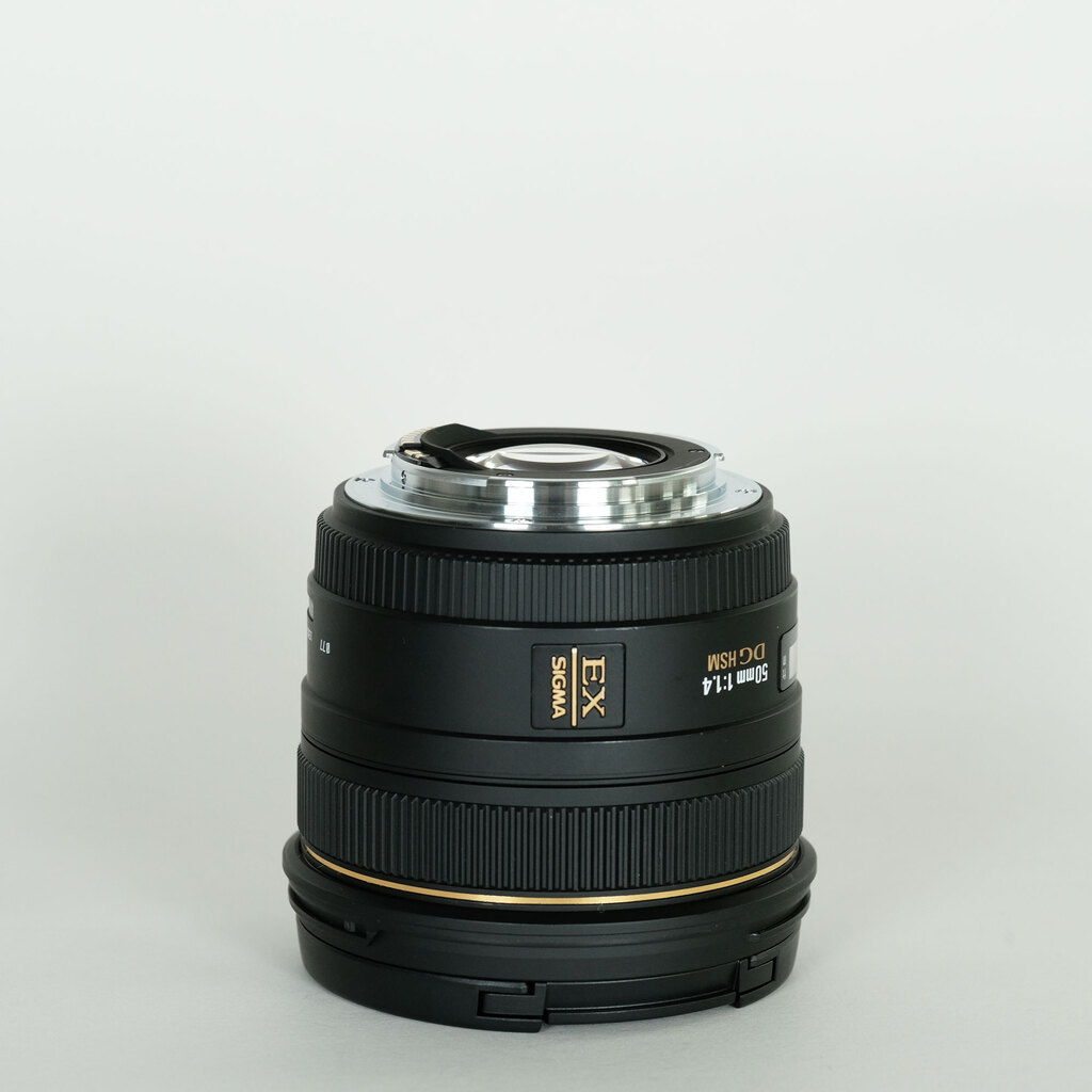 SIGMA 50mm F1.4 EX DG HSM (キヤノンEF用)