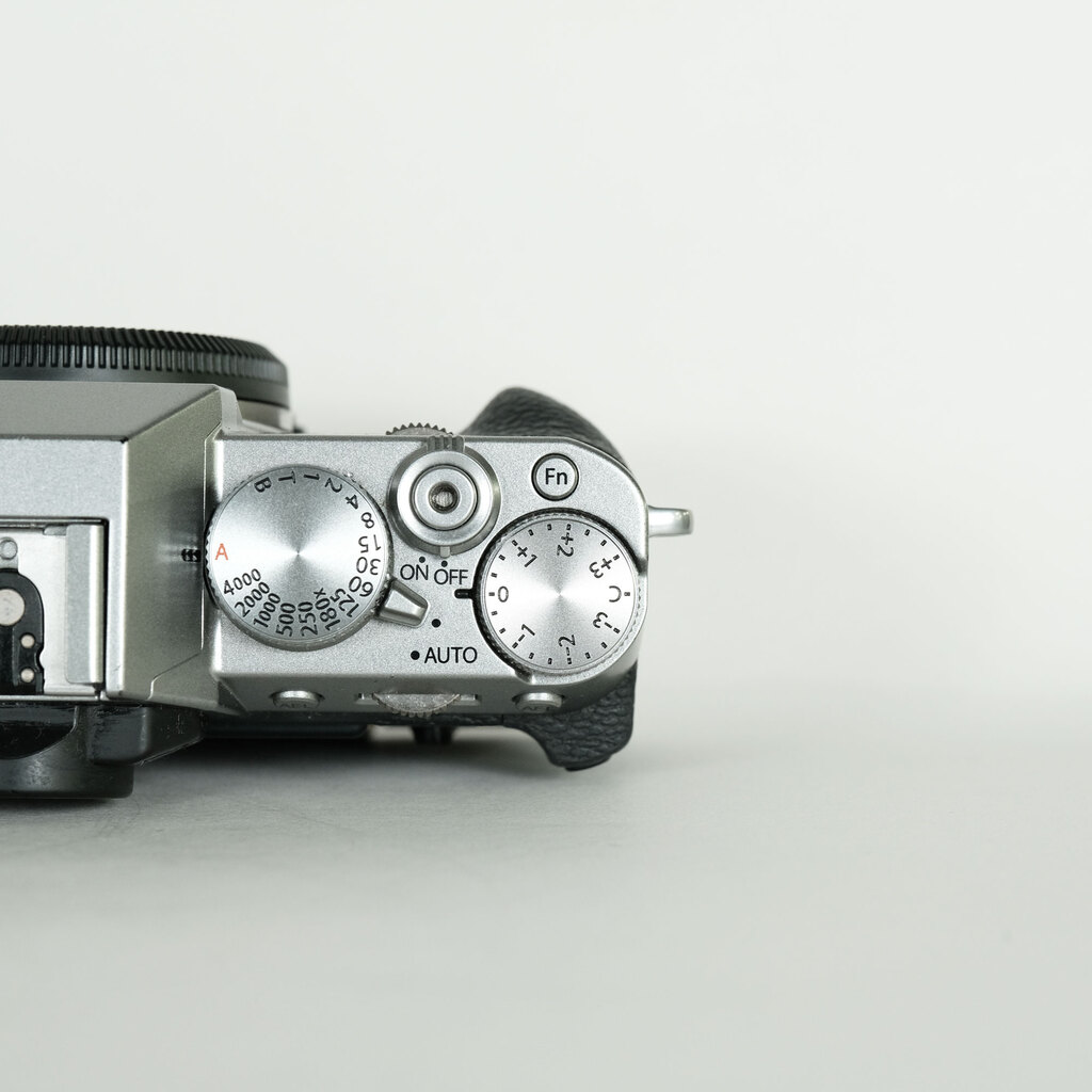 FUJIFILM X-T30の出品 | ONE SCENE（ワンシーン）