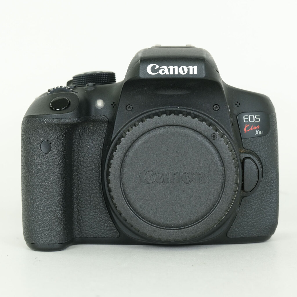 Canon EOS Kiss X8i Canon EOS Kiss X8i