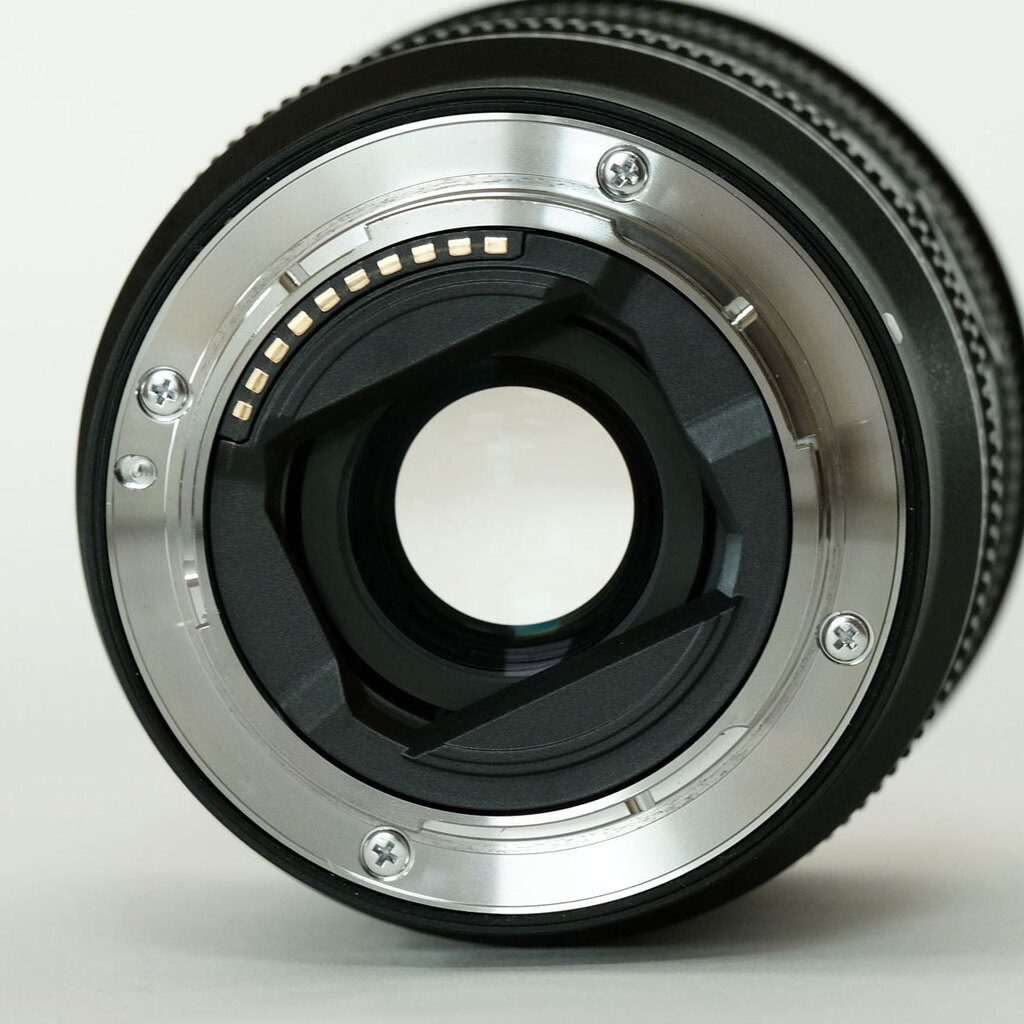 SONY FE 20mm F1.8 G SEL20F18G