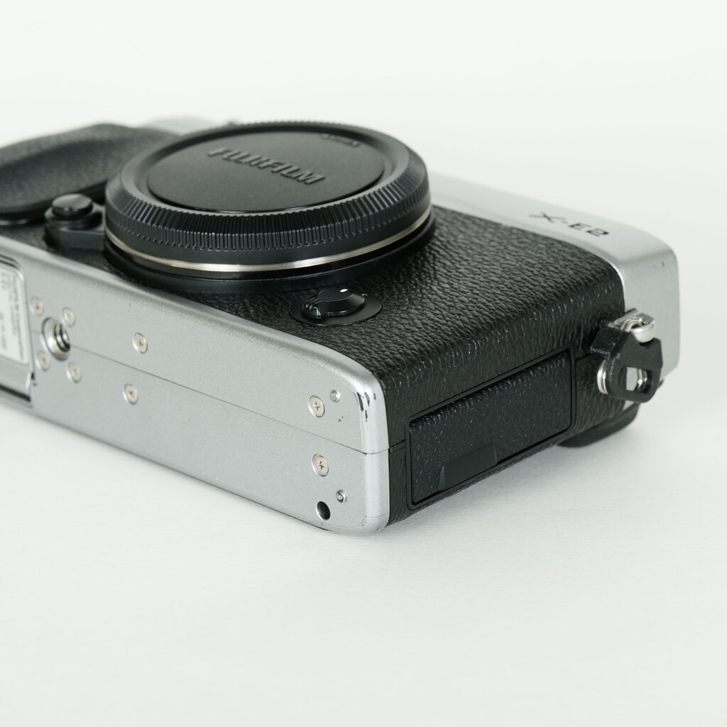 FUJIFILM X-E2