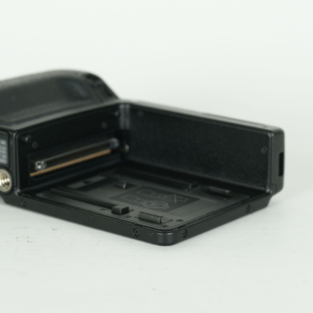 RICOH GXRボディの出品 | ONE SCENE（ワンシーン）