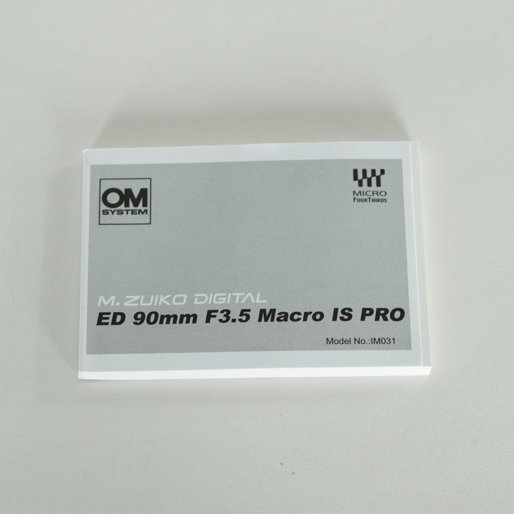 OM SYSTEM M.ZUIKO DIGITAL ED 90mm F3.5 Macro IS PRO