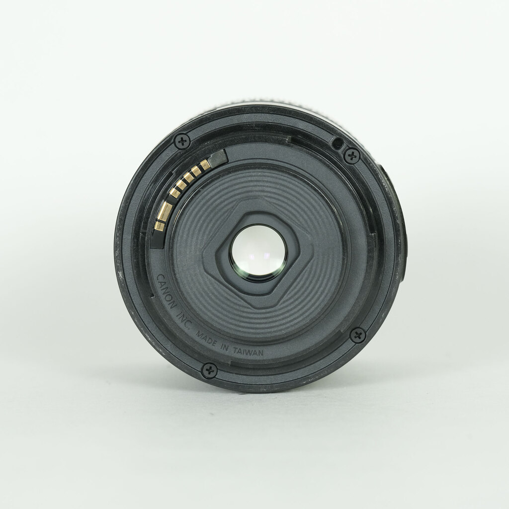 Canon EF-S18-55mm F3.5-5.6 IS STM