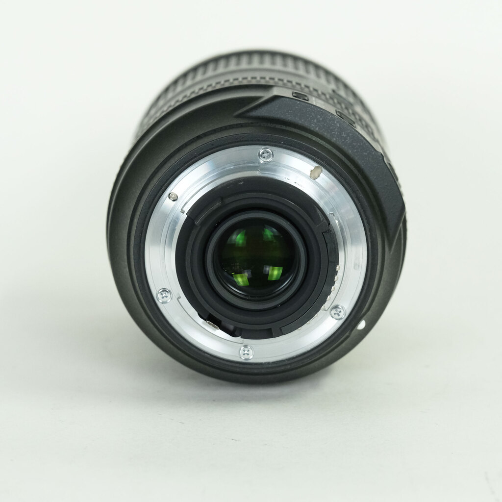 Nikon AF-S DX NIKKOR 18-300mm F3.5-5.6G ED VR