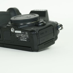 Panasonic LUMIX DMC-G8