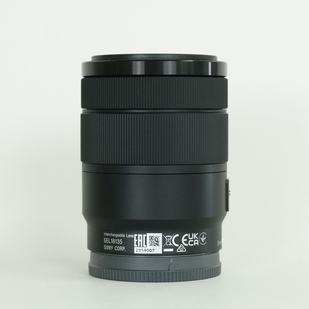 SONY E 18-135mm F3.5-5.6 OSS SEL18135
