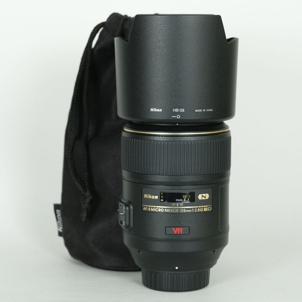 Nikon AF-S VR Micro-Nikkor 105mm f/2.8G IF-ED