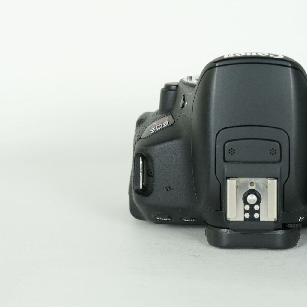 Canon EOS Kiss X7i Canon EOS Kiss X7i