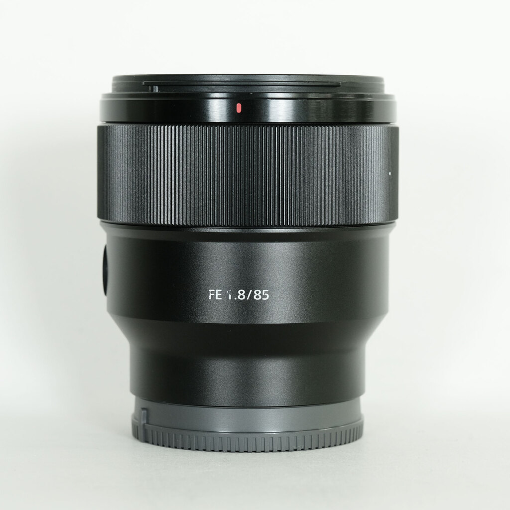 SONY FE 85mm F1.8 SEL85F18