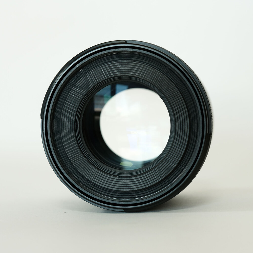 Canon RF85mm F2 MACRO IS STM