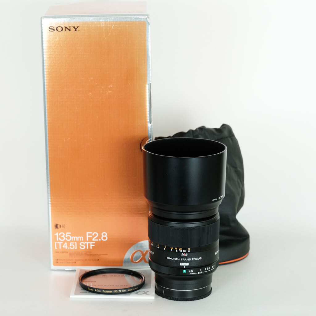 SONY 135mm F2.8 [T4.5] STF SAL135F28