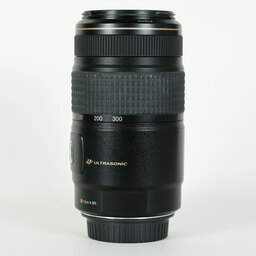 Canon EF75-300mm F4-5.6 IS USM