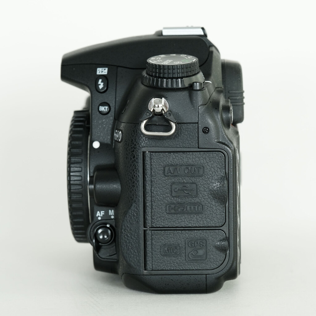 Nikon D7000の出品 | ONE SCENE（ワンシーン）