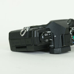 OLYMPUS OM-D E-M5 Mark III