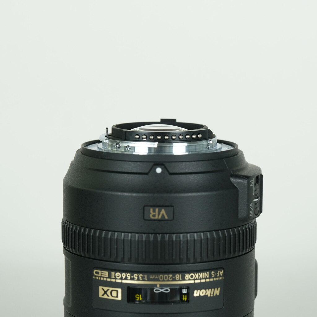 Nikon AF-S DX NIKKOR 18-200mm F3.5-5.6G ED VR IIの出品 | ONE SCENE