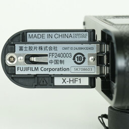 FUJIFILM X half X-HF1