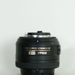 Nikon AF-S DX NIKKOR 35mm f/1.8G