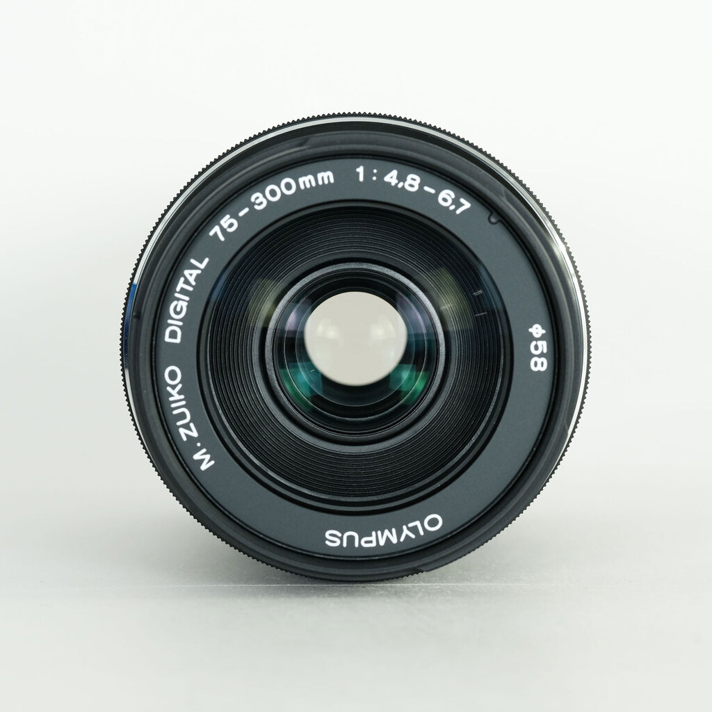 OLYMPUS M.ZUIKO DIGITAL ED 75-300mm F4.8-6.7 II